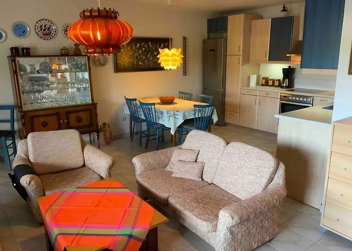 Apartment Inger's Place Lachania