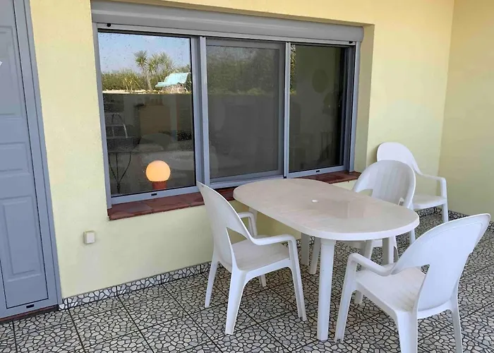 Inger's Place Apartment Lachania